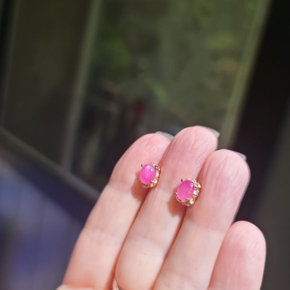 2k Star Ruby Rosegold solitaire studs - Picture 7 of 8